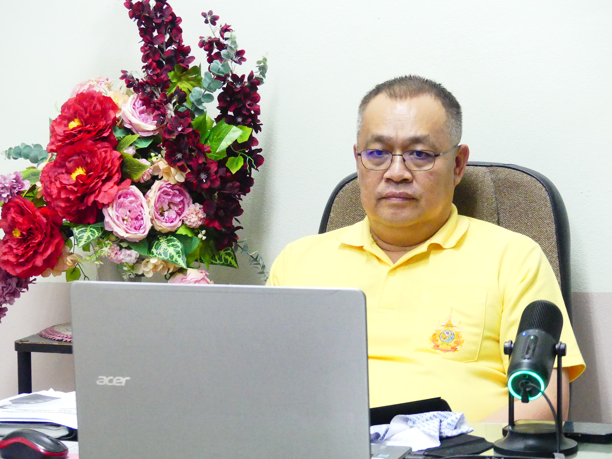 ดร.ชาญชิต ทัพหมี  ผู้อำนวยการ สพป.เชียงใหม่ เขต 4 พร้อมด้วยนางอุไรวรรณ สุรภีร์ รองผู้อำนวยการสำนักงานเขตพื้นที่การศึกษา และนางสาวบุณยรัตน์ สุวิชา ศึกษานิเทศก์ชำนาญการพิเศษ ผู้รับผิดชอบงาน PISA ได้ร่วมประชุมขับเคลื่อนแผนการยกระดับผลการประเมินจากโปรแกรมประเมินสมรรถนะนักเรียนมาตรฐานสากล (PISA)