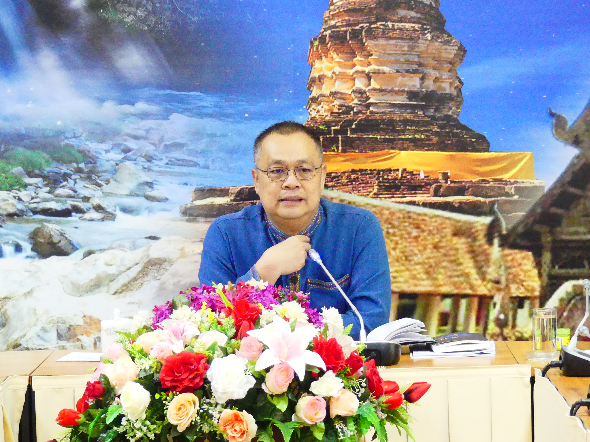 ดร.ชาญชิต ทัพหมี ผู้อำนวยการ สพป.เชียงใหม่ เขต ๔ เป็นประธานการประชุมทีมบริหาร สพป.เชียงใหม่ เขต ๔