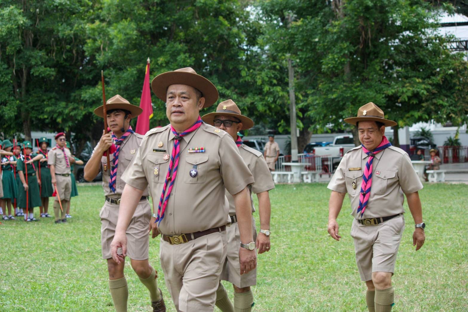 ดร.ชาญชิต ทัพหมี ผู้อำนวยการลูกเสือเขตพื้นที่การศึกษาเชียงใหม่ เขต ๔  เป็นประธานในพิธีเปิดงานวันคล้ายวันสถาปนาคณะลูกเสือแห่งชาติ