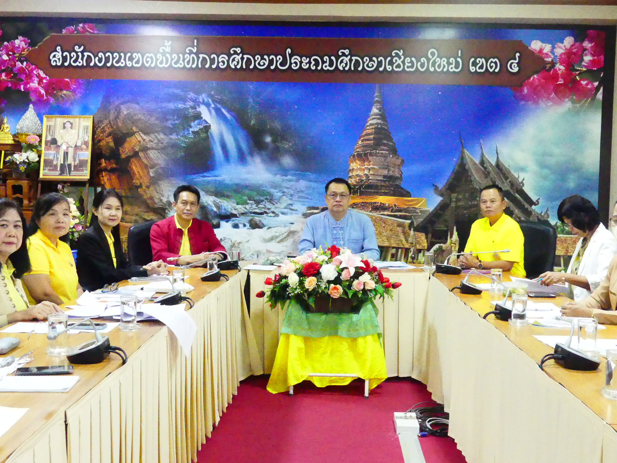 ดร.ชาญชิต ทัพหมี ผู้อำนวยการสำนักงานเขตพื้นที่การศึกษาประถมศึกษาเชียงใหม่ เขต 4 เป็นประธานการประชุมทีมบริหาร สำนักงานเขตพื้นที่การศึกษาประถมศึกษาเชียงใหม่ เขต 4