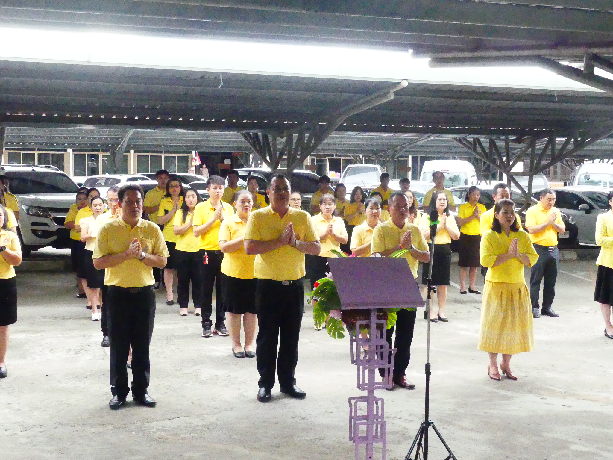 สำนักงานเขตพื้นที่การศึกษาประถมศึกษาเชียงใหม่ เขต 4 ร่วมกันดำเนินกิจกรรมเข้าแถวเคารพธงชาติ