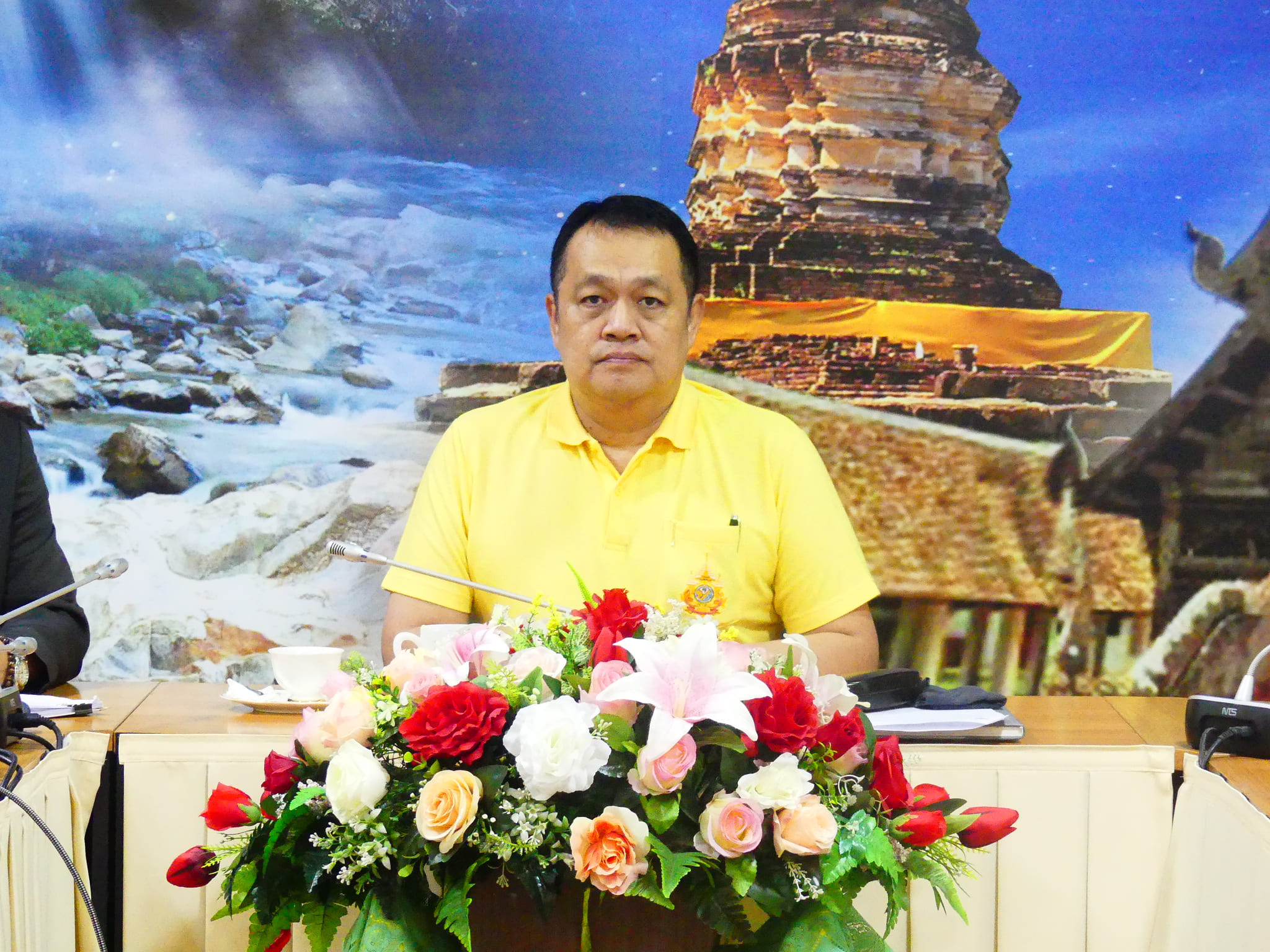 ดร.ชาญชิต ทัพหมี ผู้อำนวยการสำนักงานเขตพื้นที่การศึกษาประถมศึกษาเชียงใหม่ เขต ๔ พร้อมด้วยรองผู้อำนวยการสำนักงานเขตพื้นที่การศึกษา และผู้อำนวยการกลุ่ม เข้าร่วม การประชุม เพื่อติดตามความก้าวหน้าในการดำเนินการปรับปรุง ซ่อมแซมและฟื้นฟูอาคารเรียน อาคารประกอบและสิ่งก่อสร้างที่ได้รับผลกระทบให้กลับสู่สภาวะปกติโดยเร็ว และรองรับความพร้อมในการเปิด  ภาคเรียนที่ 2/2567