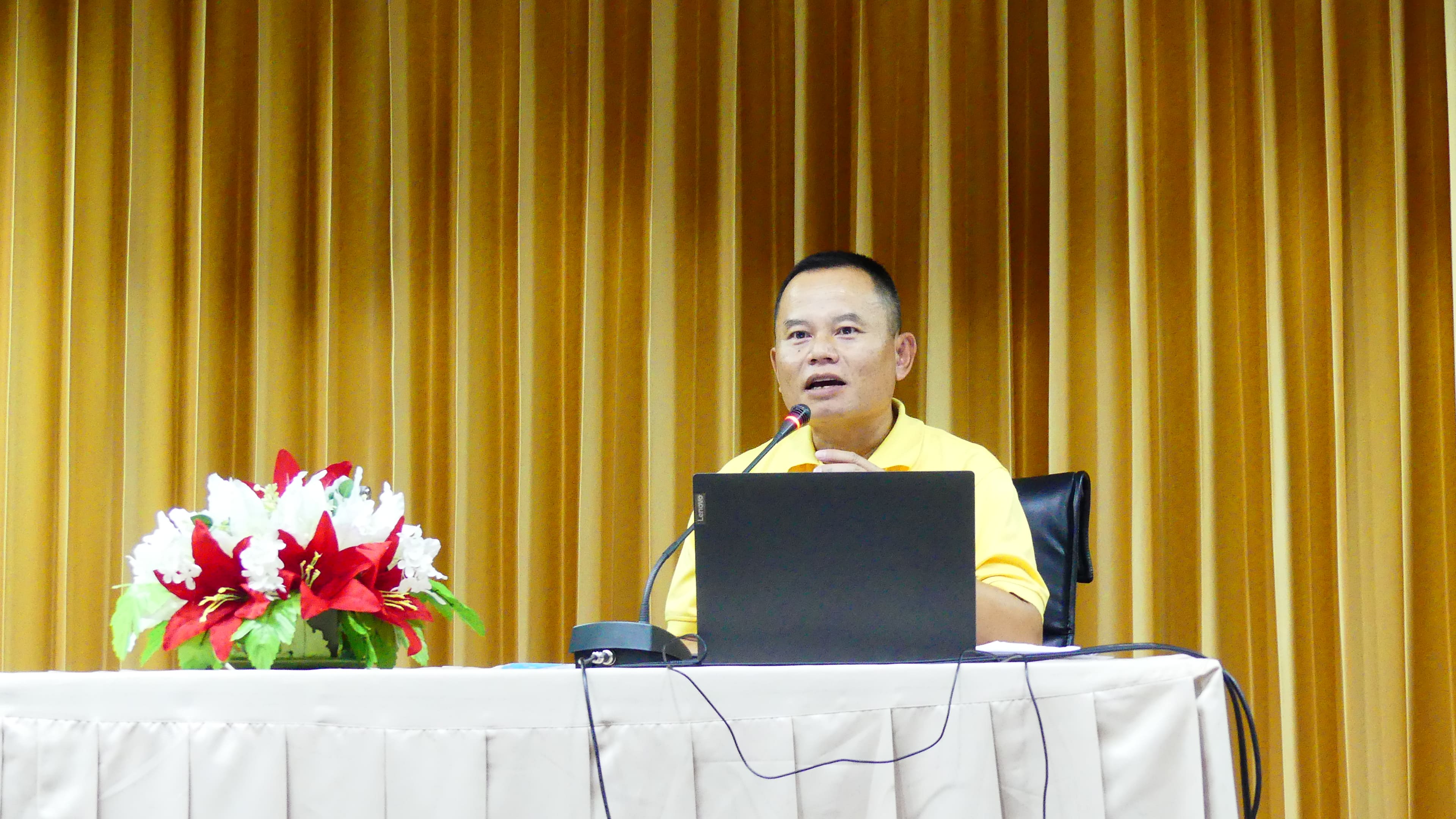 ดร.ชาญชิต ทัพหมี ผู้อำนวยการสำนักงานเขตพื้นที่การศึกษาประถมศึกษาเชียงใหม่ เขต 4 มอบหมายให้ นายสมพงษ์ แสนสำโรง รองผู้อำนวยการสำนักงานเขตพื้นที่การศึกษา เป็นประธานการประชุมคณะกรรมการตัดสิน การแข่งขันกรีฑานักเรียน “สพป.เชียงใหม่ เขต 4 ต้านภัยยาเสพติด” ครั้งที่ 1/2567