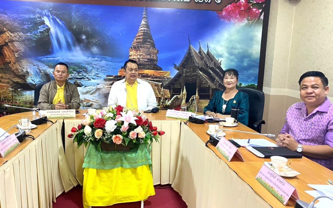 ดร.ชาญชิต ทัพหมี ผู้อำนวยการสำนักงานเขตพื้นที่การศึกษาประถมศึกษาเชียงใหม่ เขต 4 เป็นประธานการประชุมคณะกรรมการรับนักเรียนสังกัดสำนักงานคณะกรรมการการศึกษาขั้นพื้นฐาน ของ สำนักงานเขตพื้นที่การศึกษาประถมศึกษาเชียงใหม่ เขต 4 ปีการศึกษา 2568 ครั้งที่ 1