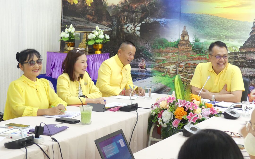 ดร.ชาญชิต ทัพหมี ผู้อำนวยการสำนักงานเขตพื้นที่การศึกษาประถมศึกษาเชียงใหม่ เขต 4 เป็นประธานการประชุมทีมบริหาร สำนักงานเขตพื้นที่การศึกษาประถมศึกษาเชียงใหม่ เขต 4