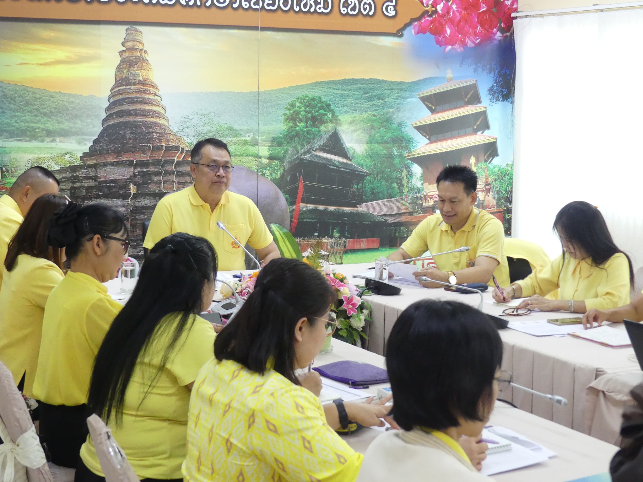 การประชุมทีมบริหาร สำนักงานเขตพื้นที่การศึกษาประถมศึกษาเชียงใหม่ เขต 4