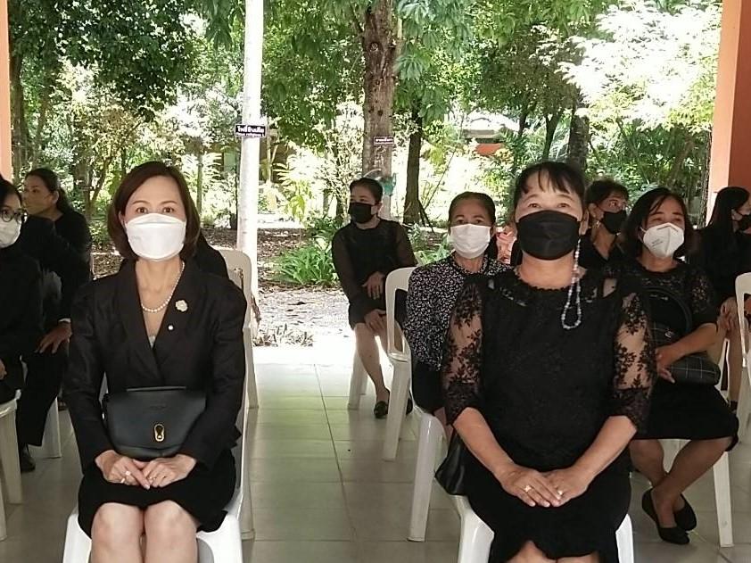 สพป.เชียงใหม่ เขต 4 ร่วมพิธีสวดมาติกา –บังสุกุล และฌาปนกิจศพคุณแม่ คุณแม่วารินทร์ จักสาน มารดาของนางอัจชริญาณ์ บุญทาคำ เจ้าพนักงานธุรการชำนาญงาน สพป.เชียงใหม่ เขต 4